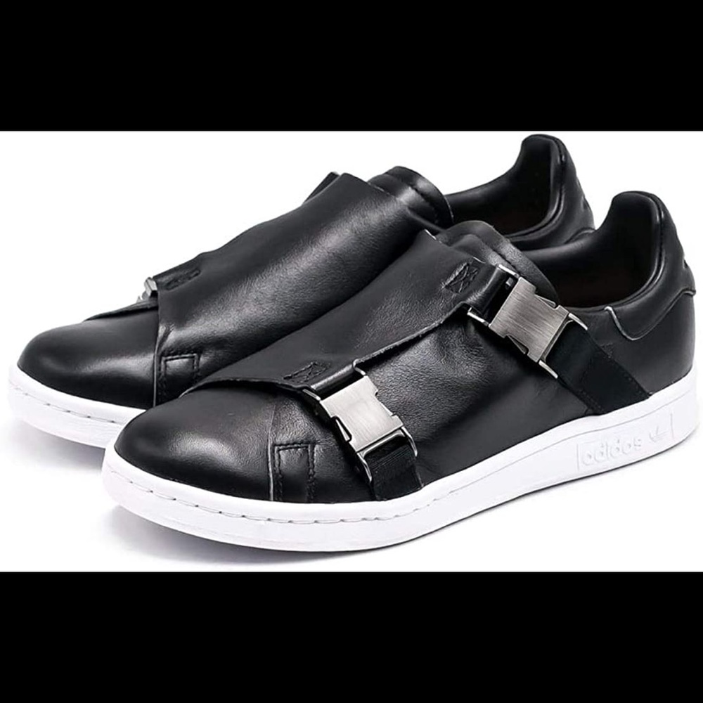 Adidas Stan Smith Buckle in Black size 7